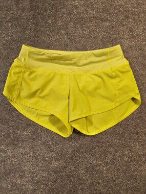 Lululemon Speed Up Shorts 2.5" Yellow | Size 2